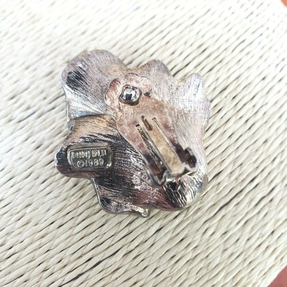 Mimi di N Flower Clip On Earrings 1989 - Picture 5 of 12